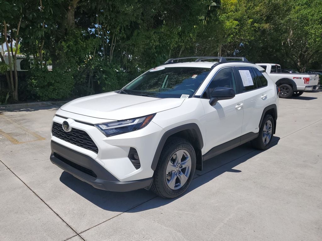 2025 Toyota RAV4 Hybrid LE