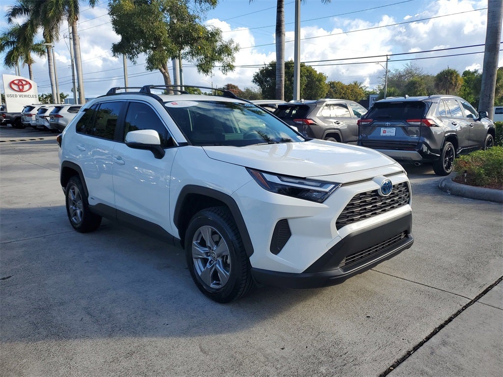 2023 Toyota RAV4 Hybrid XLE