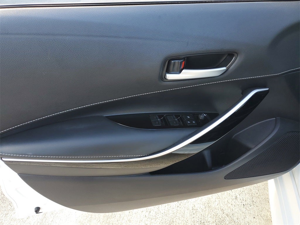 2025 Toyota Corolla Hatchback XSE