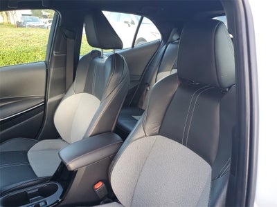 2025 Toyota Corolla Hatchback XSE