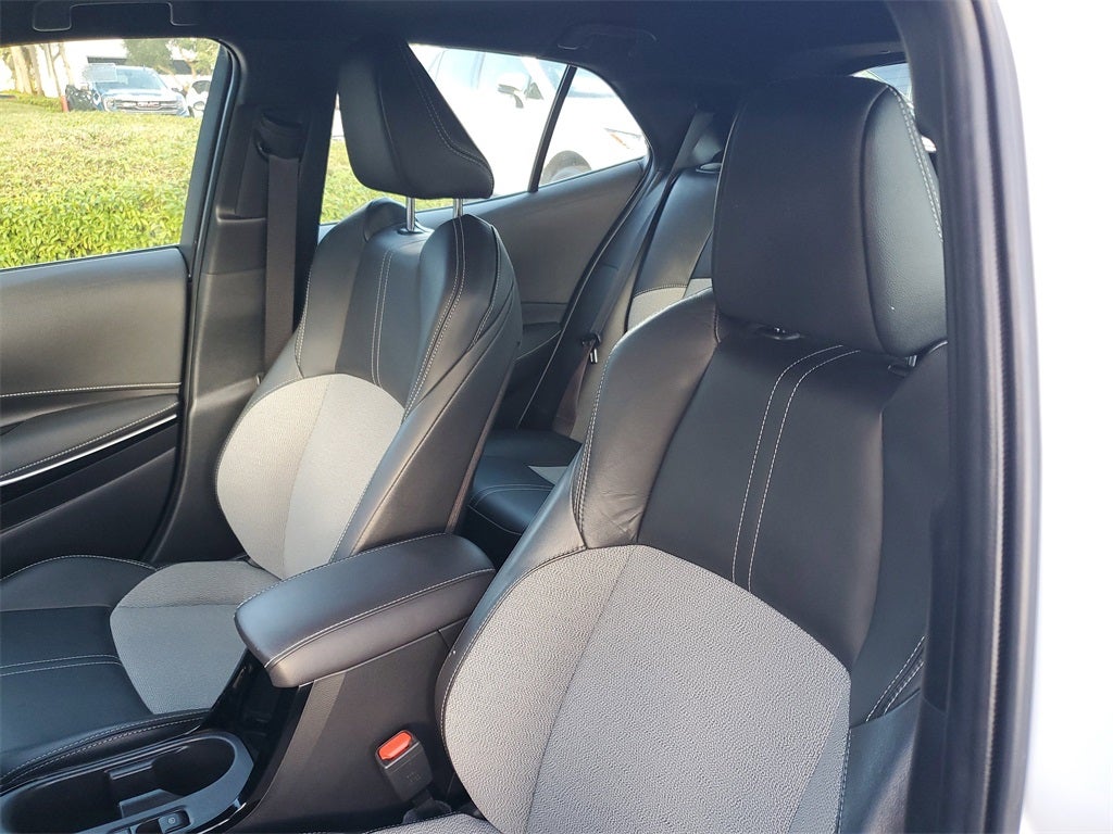 2025 Toyota Corolla Hatchback XSE