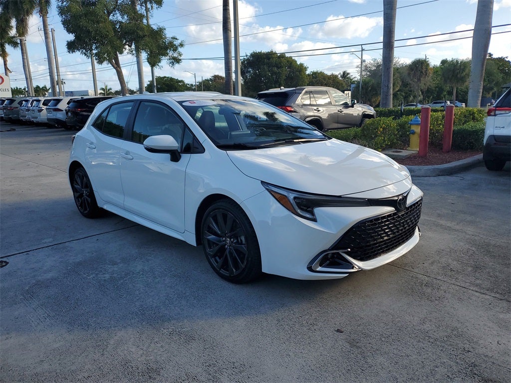 2025 Toyota Corolla Hatchback XSE