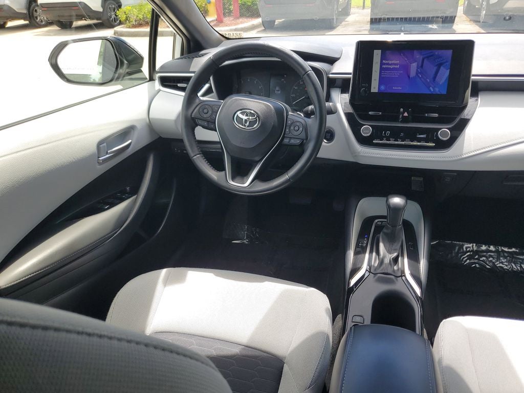 2024 Toyota Corolla Hatchback SE