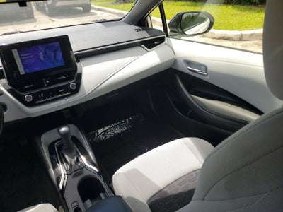 2024 Toyota Corolla Hatchback SE