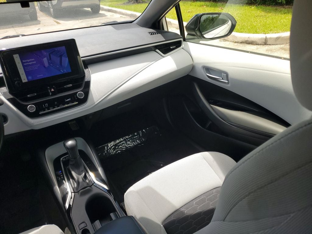 2024 Toyota Corolla Hatchback SE