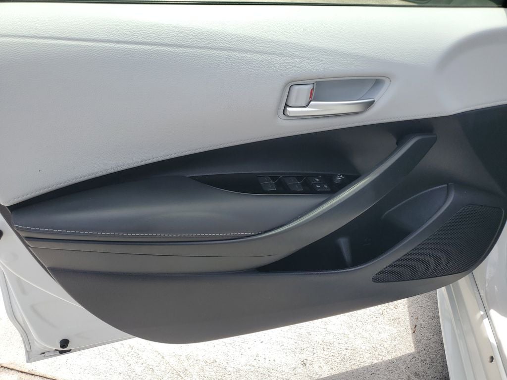 2024 Toyota Corolla Hatchback SE