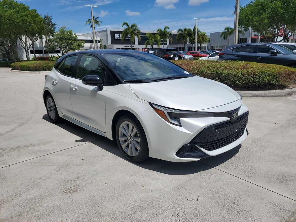 2024 Toyota Corolla Hatchback SE
