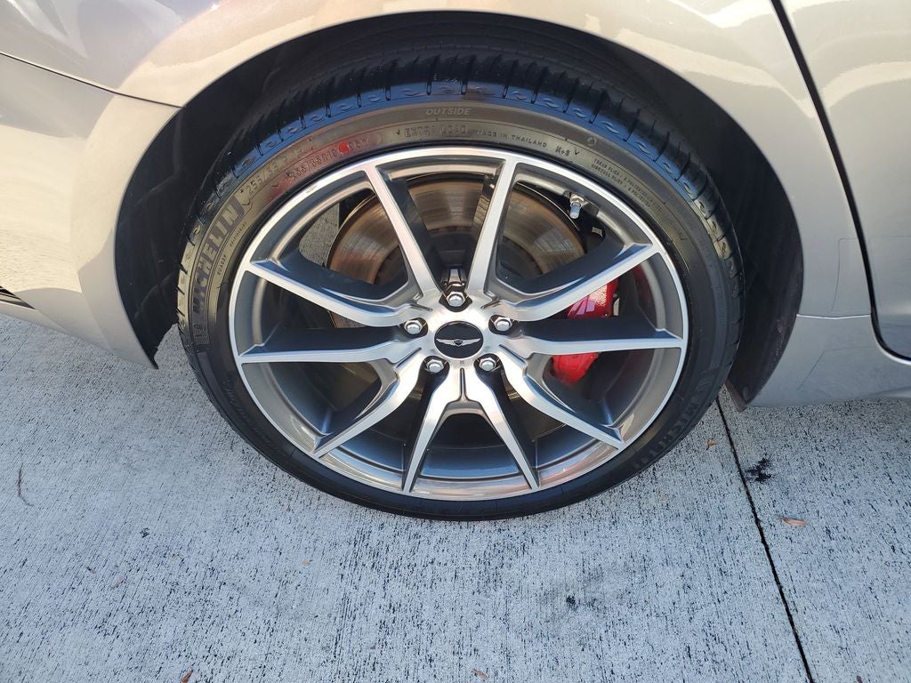 2025 Genesis G70 2.5T