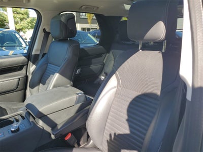 2024 Land Rover Discovery S