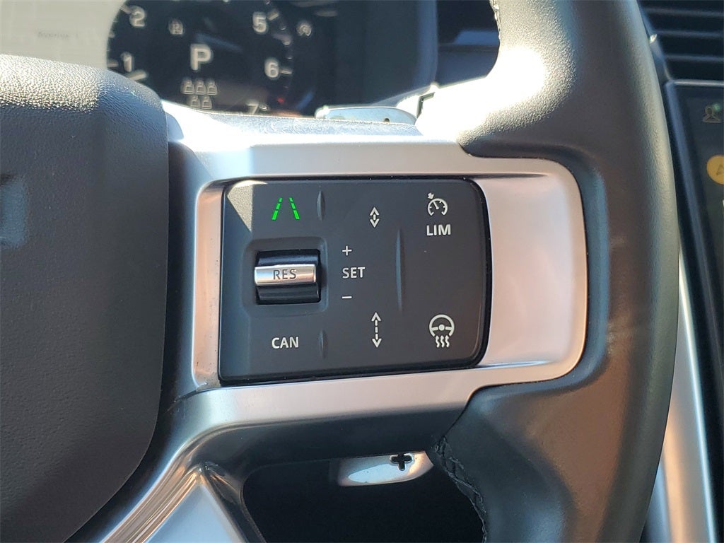 2024 Land Rover Discovery S