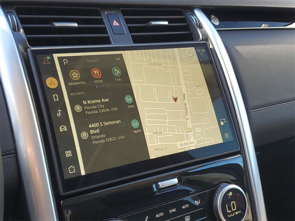 2024 Land Rover Discovery S