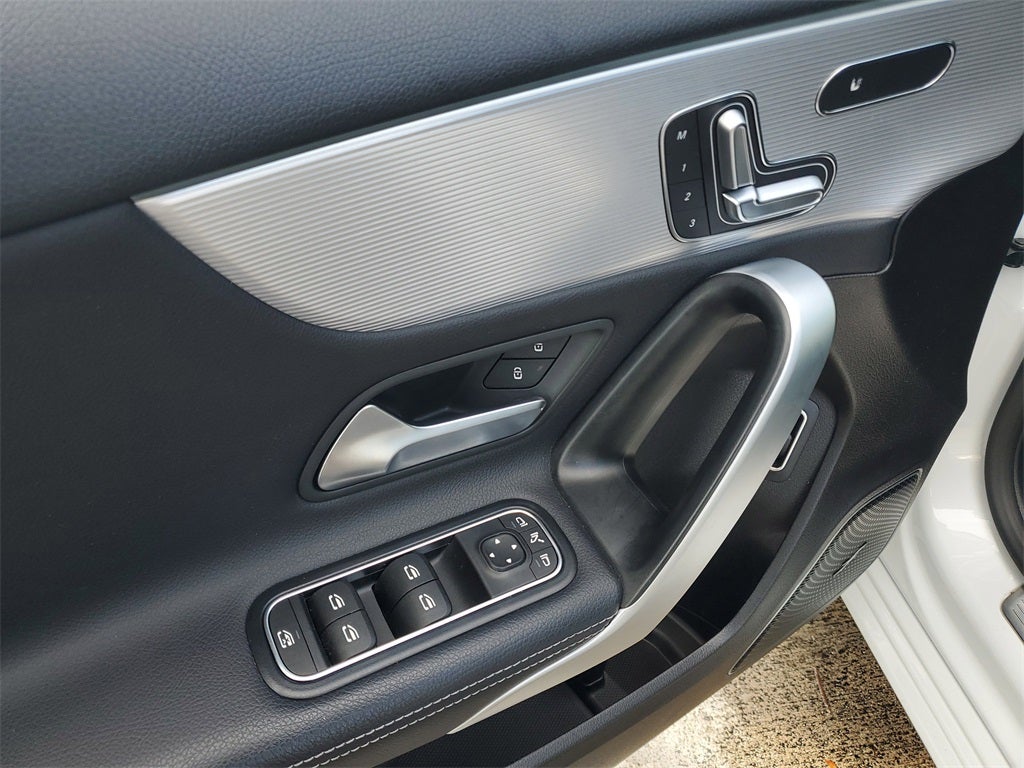 2020 Mercedes-Benz A-Class A 220