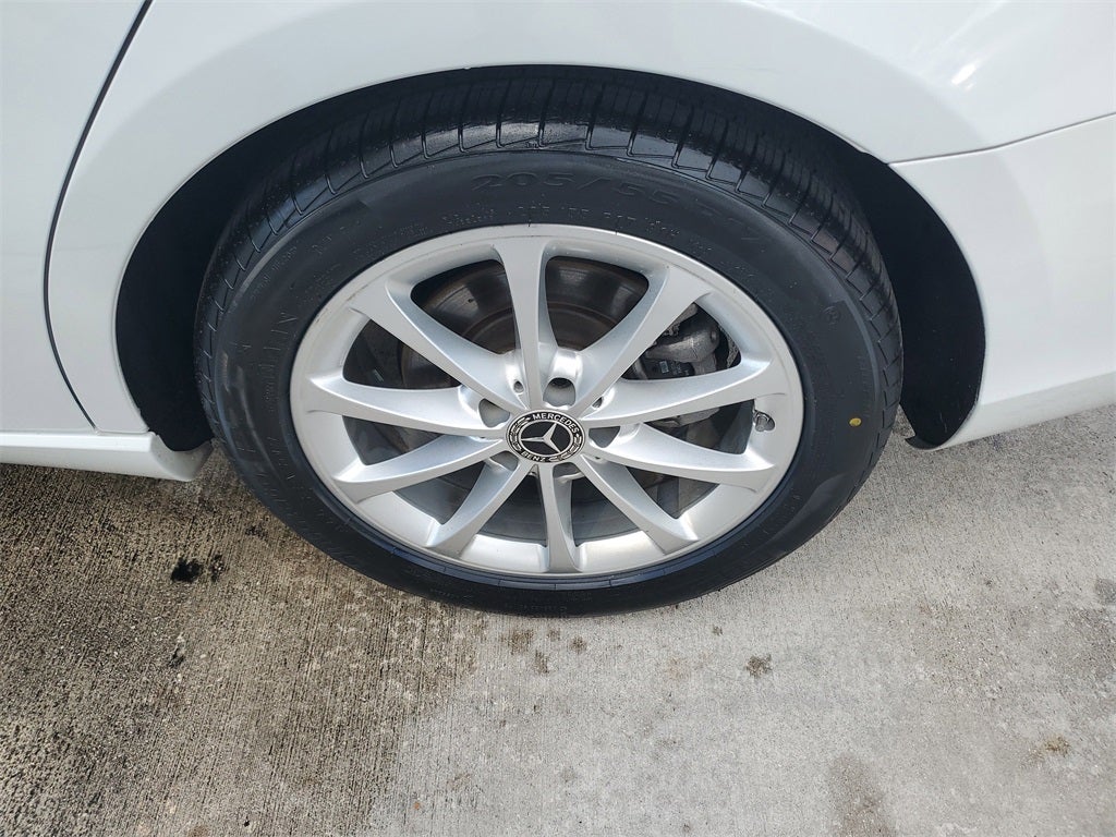 2020 Mercedes-Benz A-Class A 220