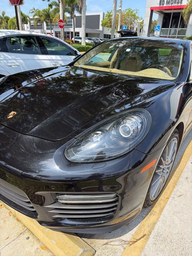 2016 Porsche Panamera GTS