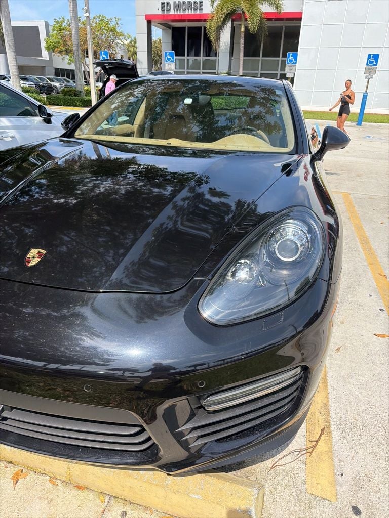 2016 Porsche Panamera GTS