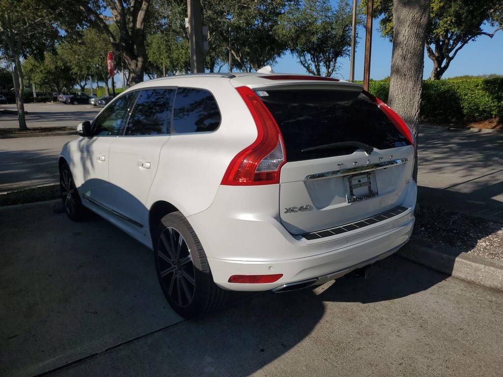 2016 Volvo XC60 T5 Drive-E Platinum