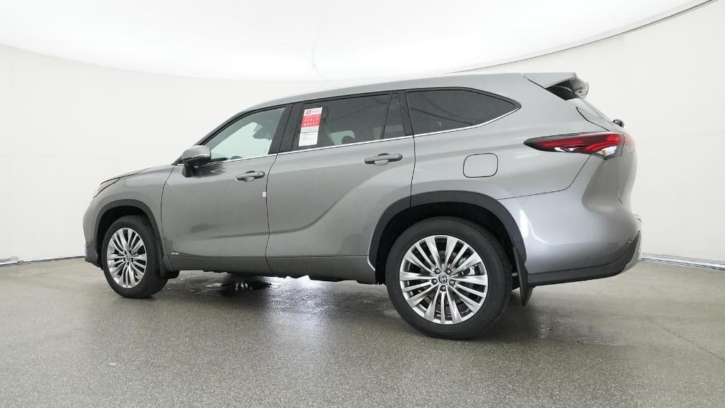 2026 Toyota Highlander Hybrid Hybrid Platinum
