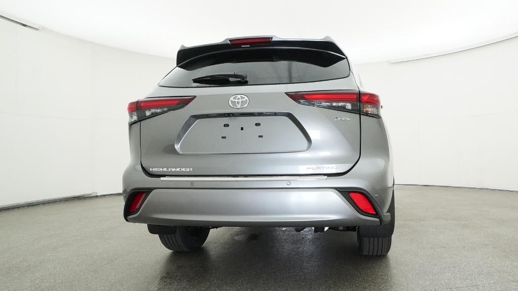 2026 Toyota Highlander Hybrid Hybrid Platinum