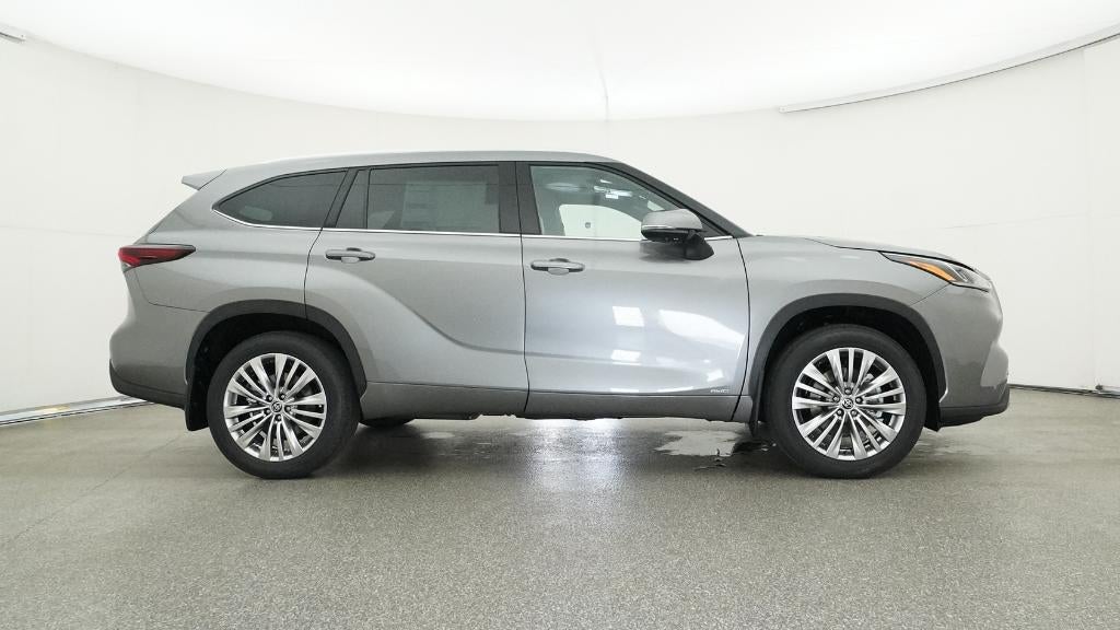 2026 Toyota Highlander Hybrid Hybrid Platinum