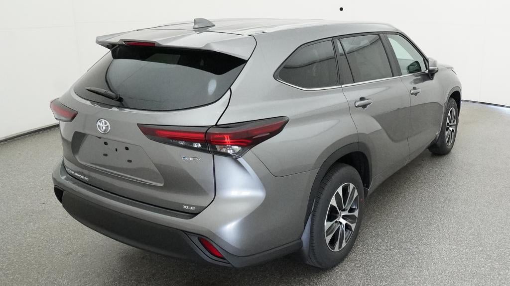 2026 Toyota Highlander Hybrid Hybrid XLE