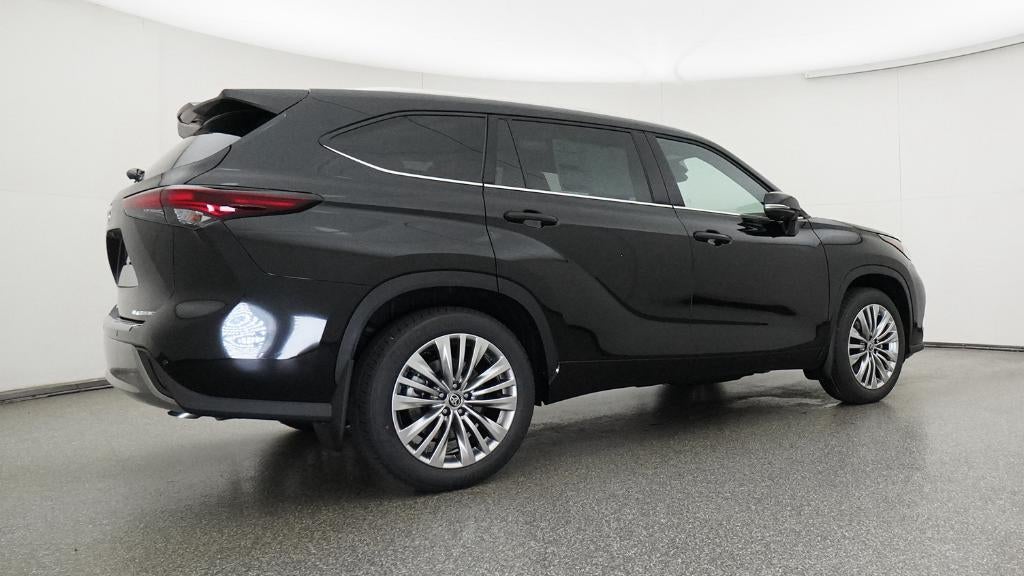 2026 Toyota Highlander Platinum