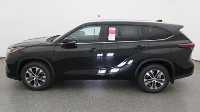 2026 Toyota Highlander XLE