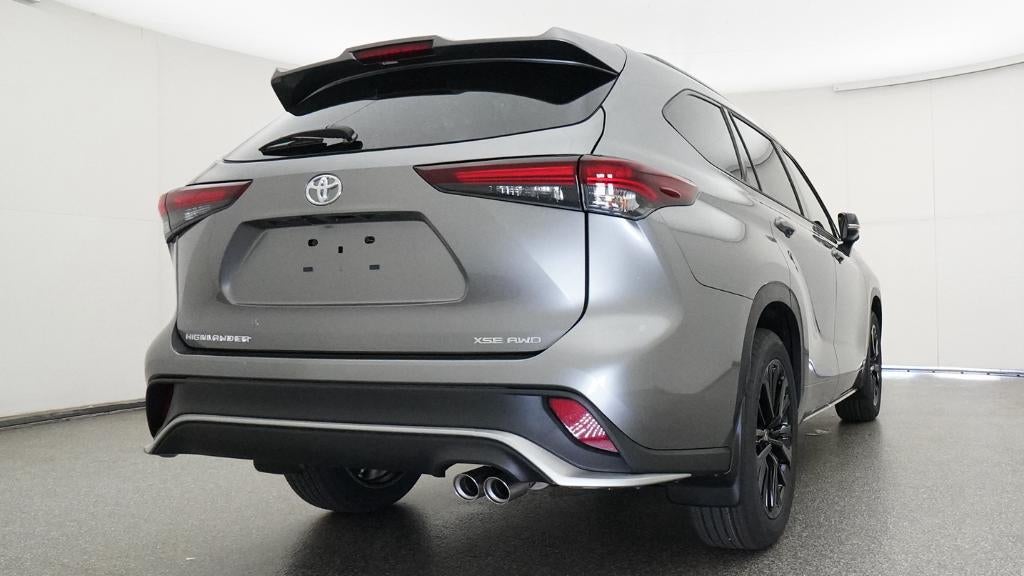 2026 Toyota Highlander XSE
