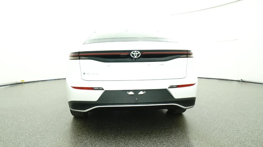 2026 Toyota Toyota Crown XLE