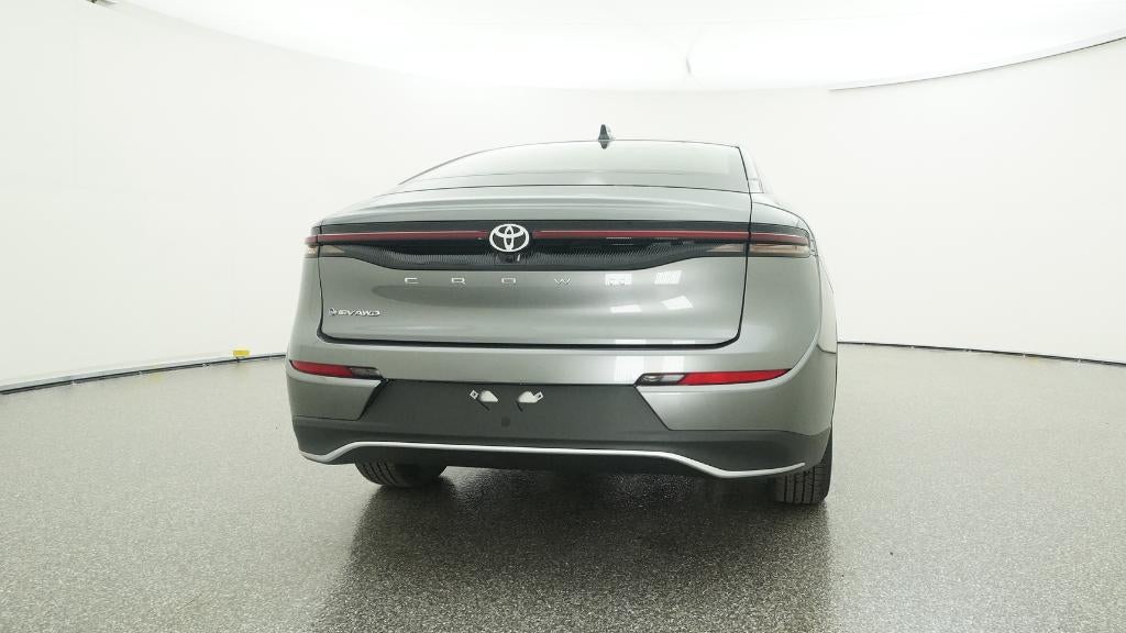 2026 Toyota Toyota Crown XLE