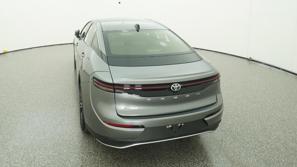 2026 Toyota Toyota Crown XLE