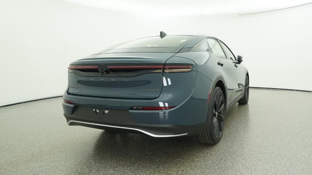 2026 Toyota Toyota Crown Nightshade