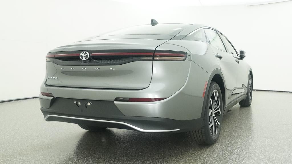 2026 Toyota Toyota Crown XLE