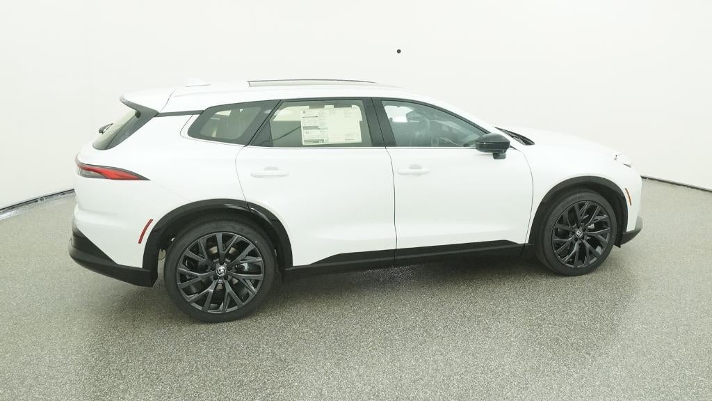 2025 Toyota Toyota Crown Signia Limited