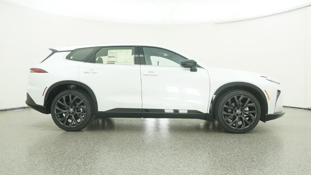 2025 Toyota Toyota Crown Signia Limited