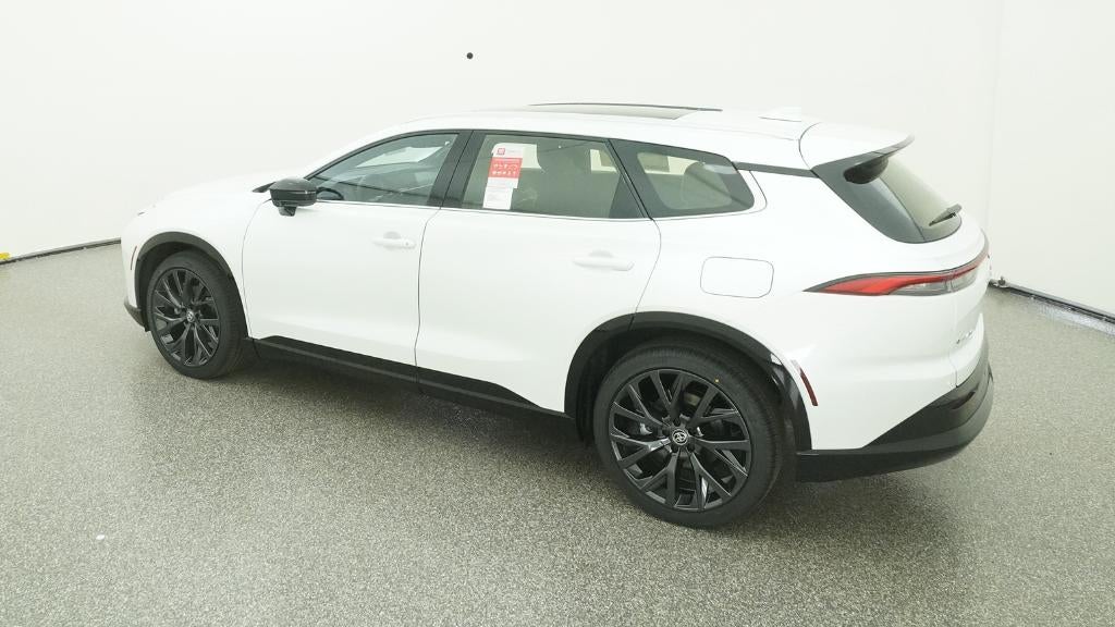 2025 Toyota Toyota Crown Signia Limited