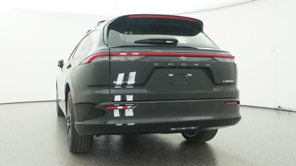 2026 Toyota Toyota Crown Signia Limited