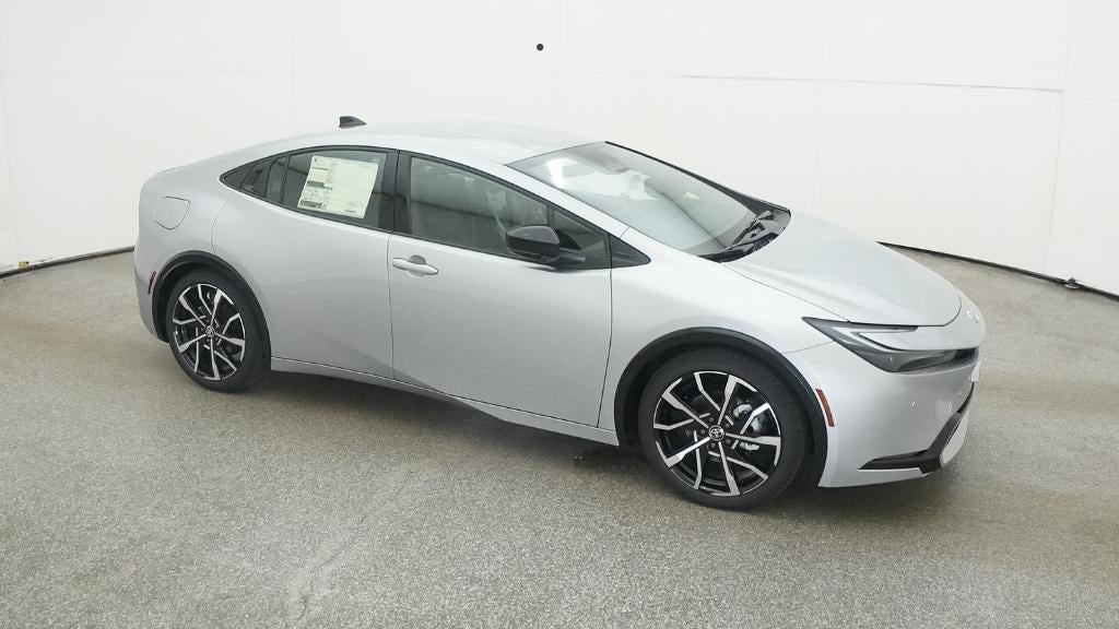 2026 Toyota Prius Plug-in Hybrid XSE