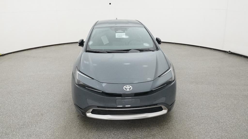 2025 Toyota Prius Plug-in Hybrid SE