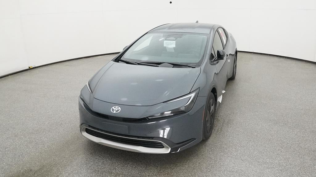 2025 Toyota Prius Plug-in Hybrid SE