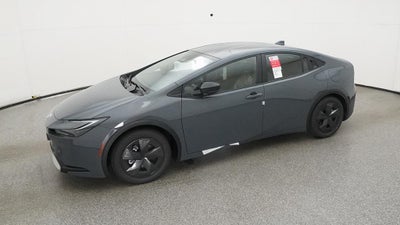 2025 Toyota Prius Plug-in Hybrid SE
