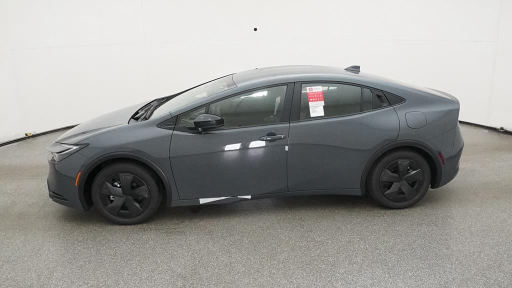 2025 Toyota Prius Plug-in Hybrid SE
