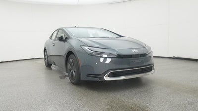 2025 Toyota Prius Plug-in Hybrid SE