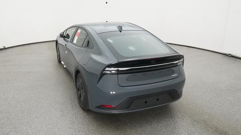 2025 Toyota Prius Plug-in Hybrid SE