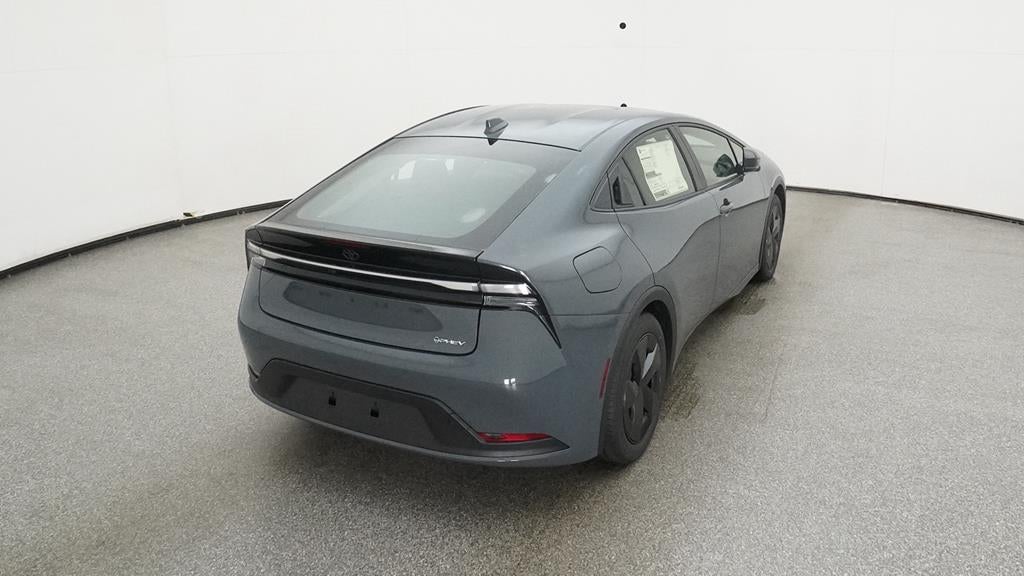 2025 Toyota Prius Plug-in Hybrid SE