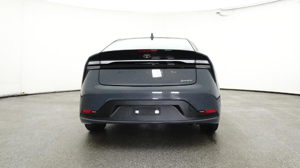 2025 Toyota Prius Plug-in Hybrid SE