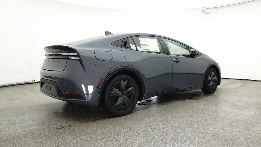 2025 Toyota Prius Plug-in Hybrid SE