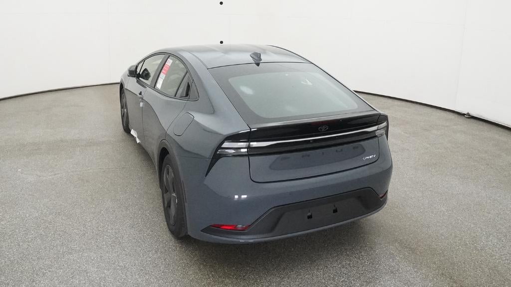 2025 Toyota Prius Plug-in Hybrid SE