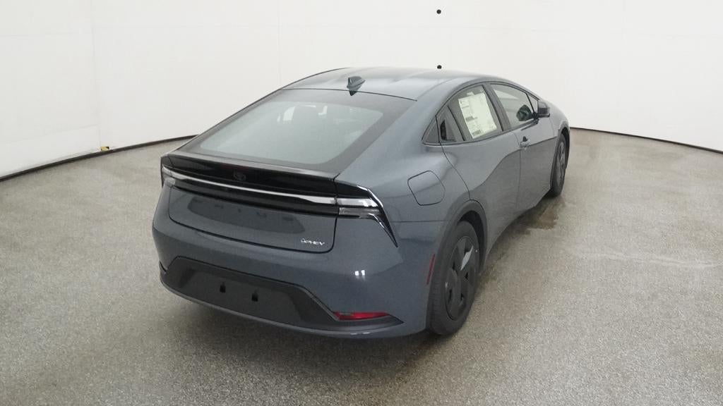 2025 Toyota Prius Plug-in Hybrid SE