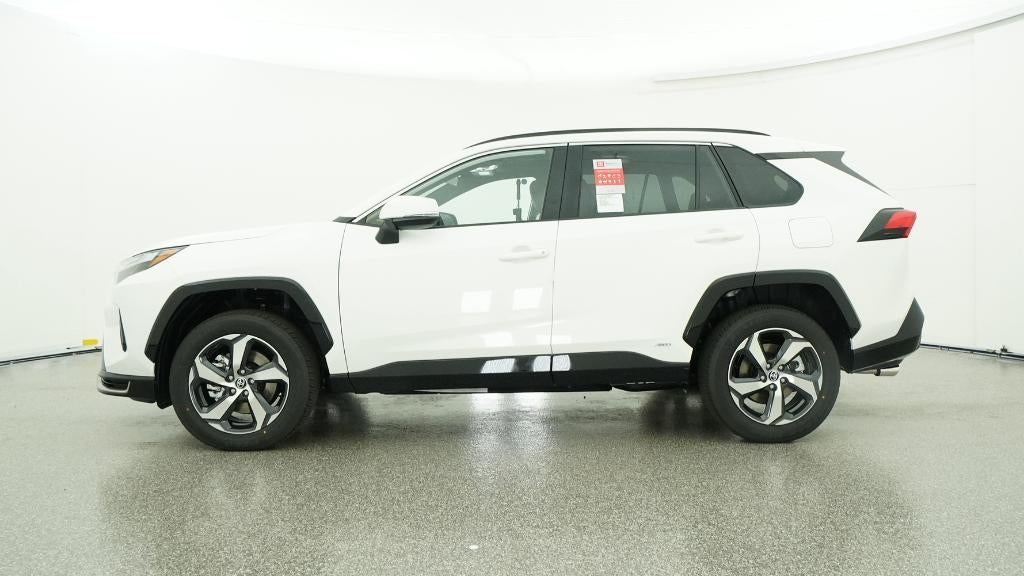 2025 Toyota RAV4 Plug-in Hybrid SE