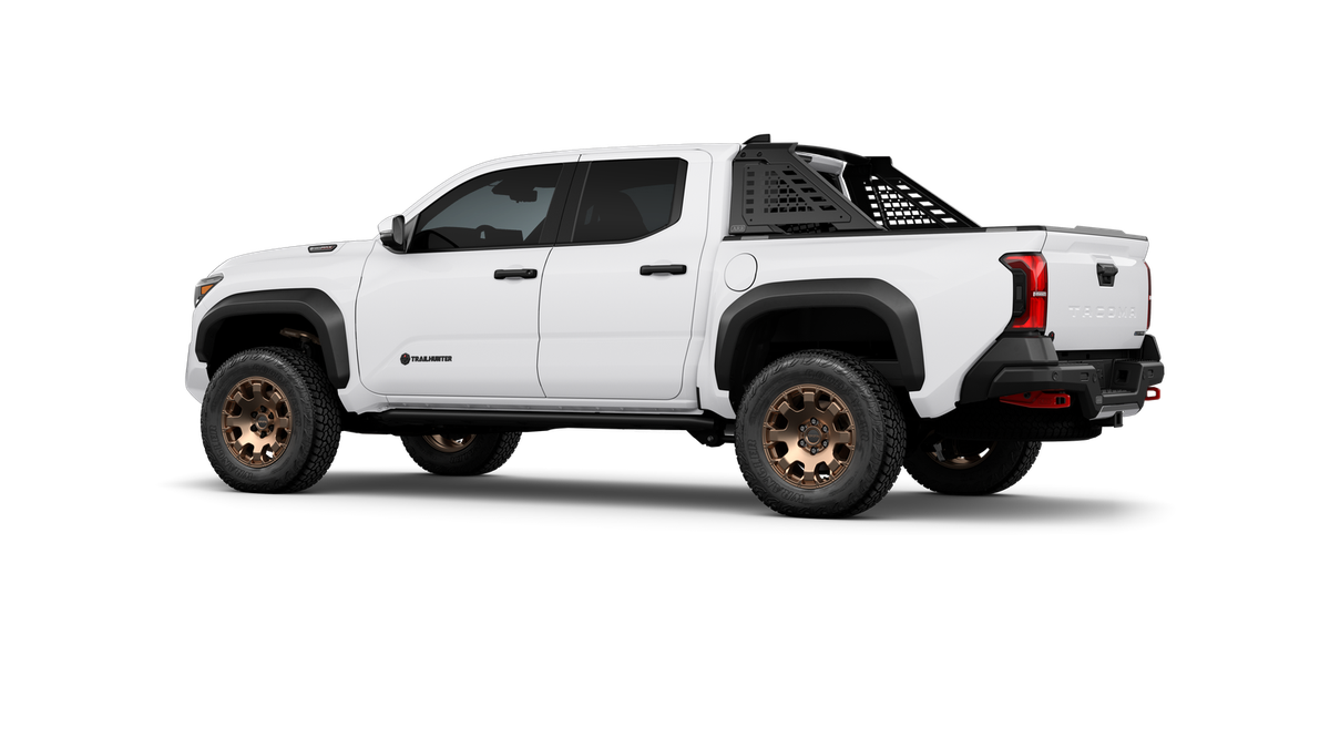 2026 Toyota Tacoma i-FORCE MAX Tacoma Trailhunter